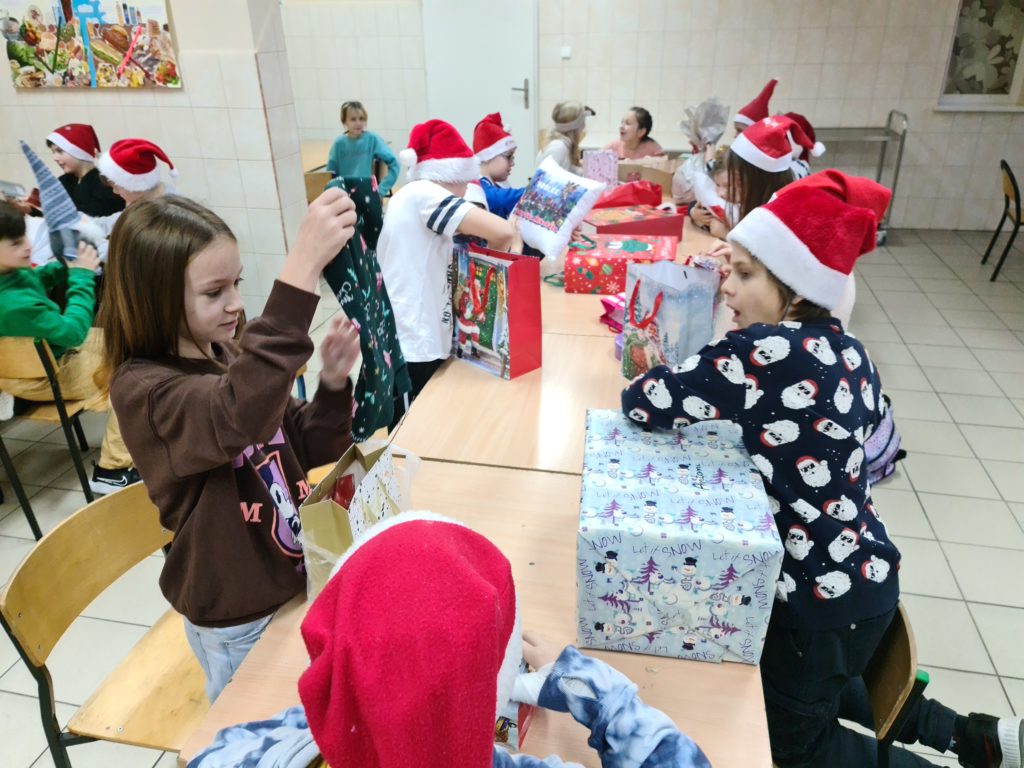 Mikołajki klasowe – ZSP Słodków Co Kupić Koleżance Na Klasowe Mikołajki