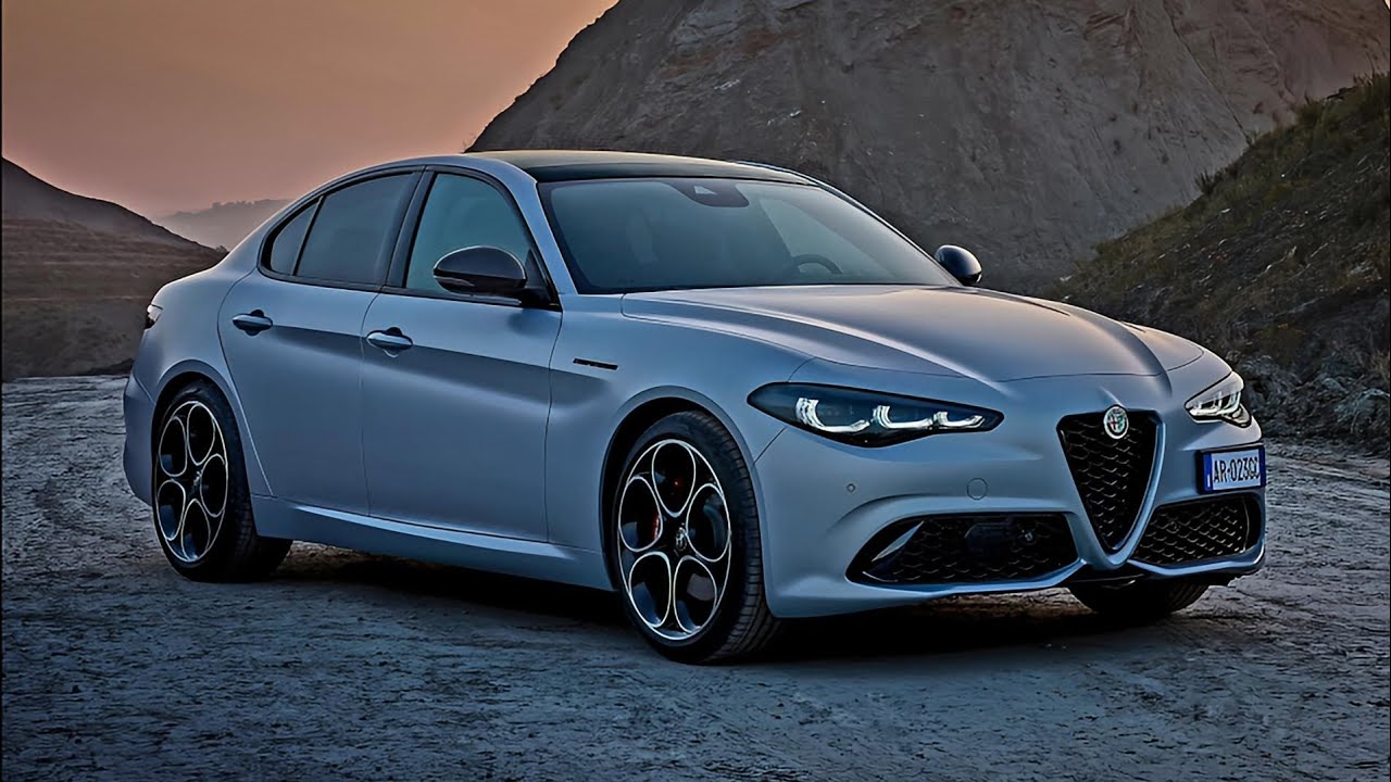 New 2023 Alfa Romeo Giulia facelift - First Look and Details - YouTube Romeo I Julia Gatunek I Rodzaj