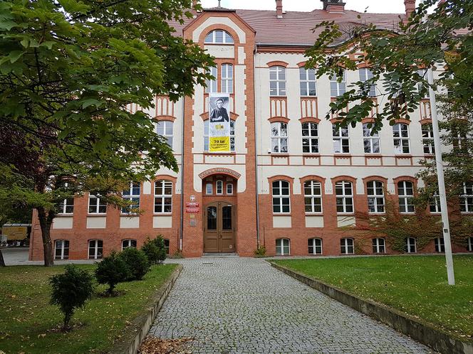 Niebezpieczne chemikalia w II LO w Gorzowie - Gorzów, ESKA.pl 2lo Gorzow Sad Edu Pl