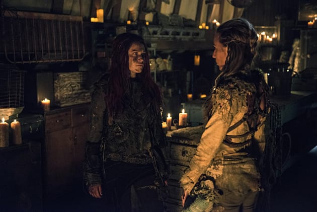 Niylah and Clarke Chat - The 100 Season 3 Episode 1 - TV Fanatic What Episode Does Clarke And Niylah Sleep Together