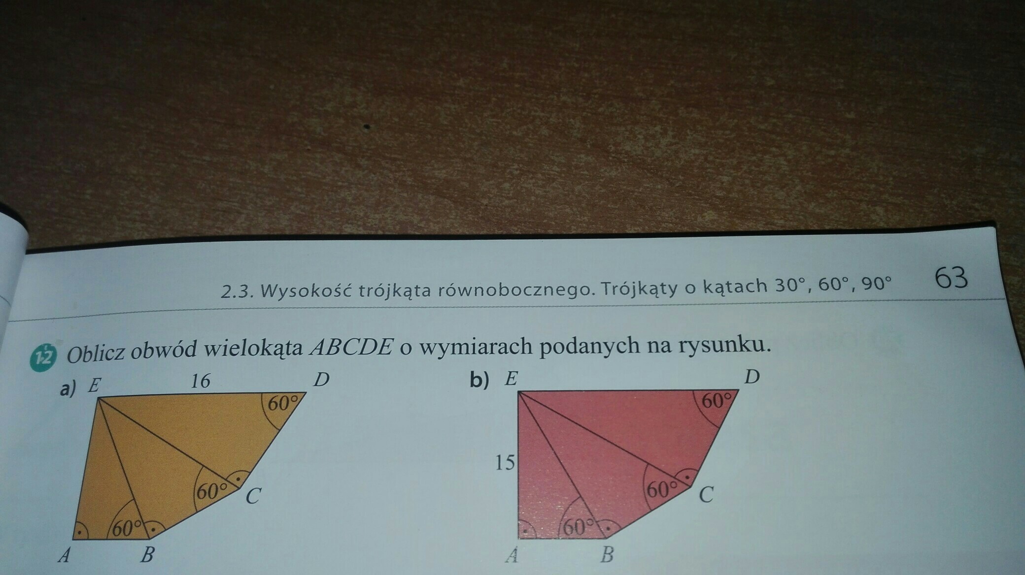 Oblicz Pole I Obwd Piciokta Abcde Rysunek Obok - question Oblicz Pola Wielokątów O Podanych Wierzchołkach