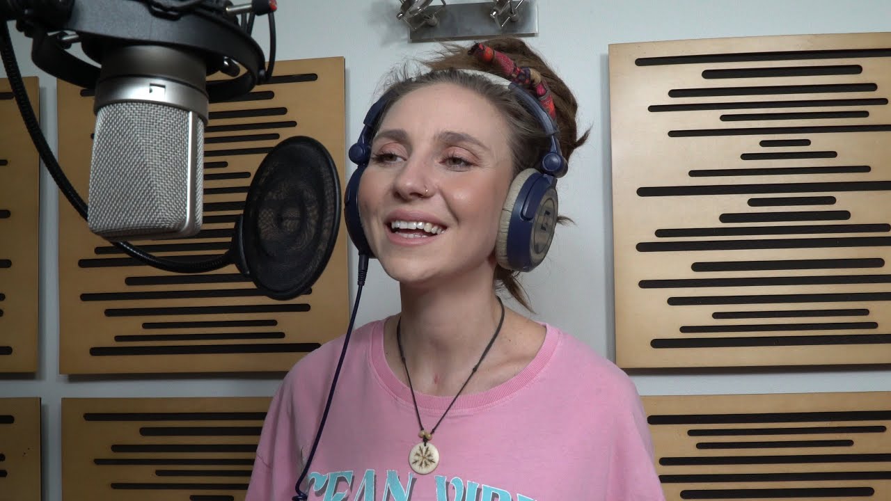 On tak ładnie kradnie - Sylwia Wojewódzka - YouTube On Tak Ladnie Kradnie Tekst