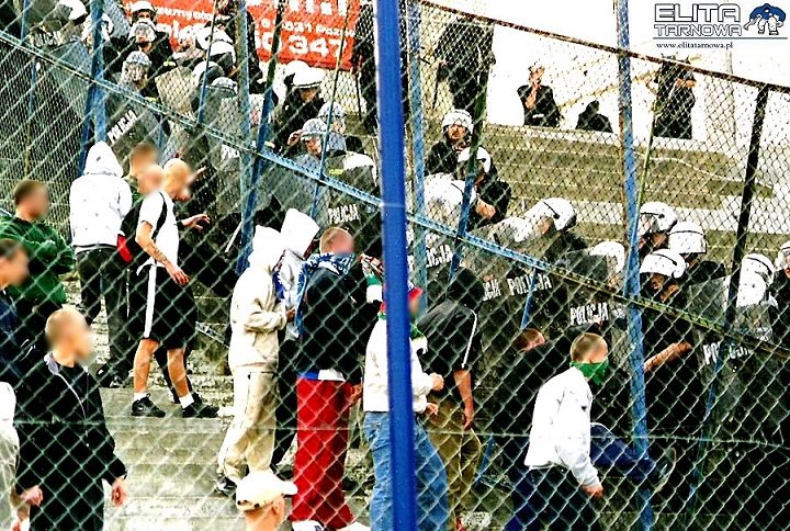𝕮𝖎𝖙𝖞 𝕭𝖔𝖞 🦅 on Twitter: "Wyjazd do Poznania 11 czerwca 2004 r. był to Wybierz Dwóch Bohaterów Dowolnej Baśni Ułóż I Napisz Ich Dialog