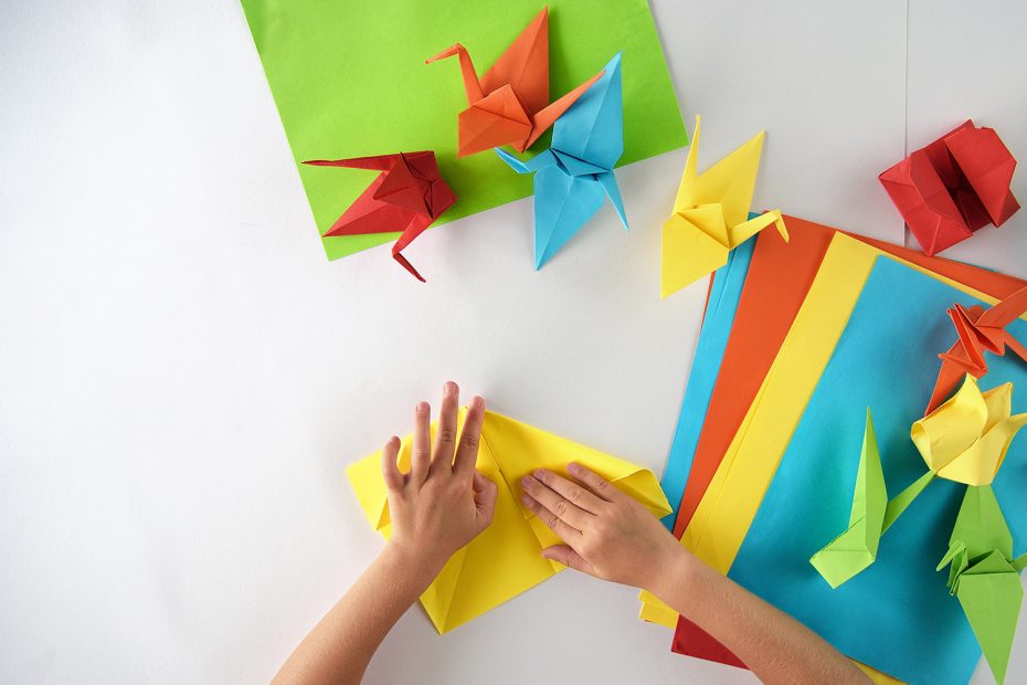 ORIGAMI – SZTUKA SKŁADANIA PAPIERU O TYSIĄCLETNIEJ TRADYCJI Japonska Sztuka Skladania Papieru Krzyzwka