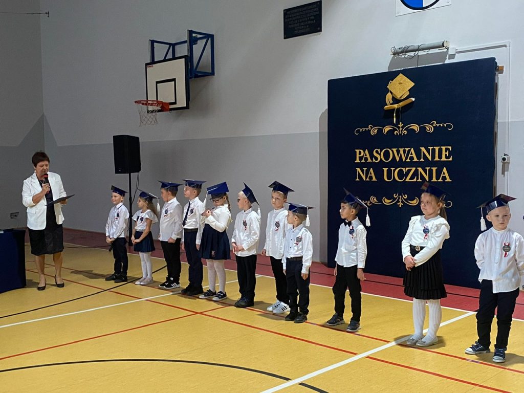 PASOWANIE NA UCZNIA KLASY PIERWSZEJ Pasowanie Na Ucznia Klasy Pierwszej