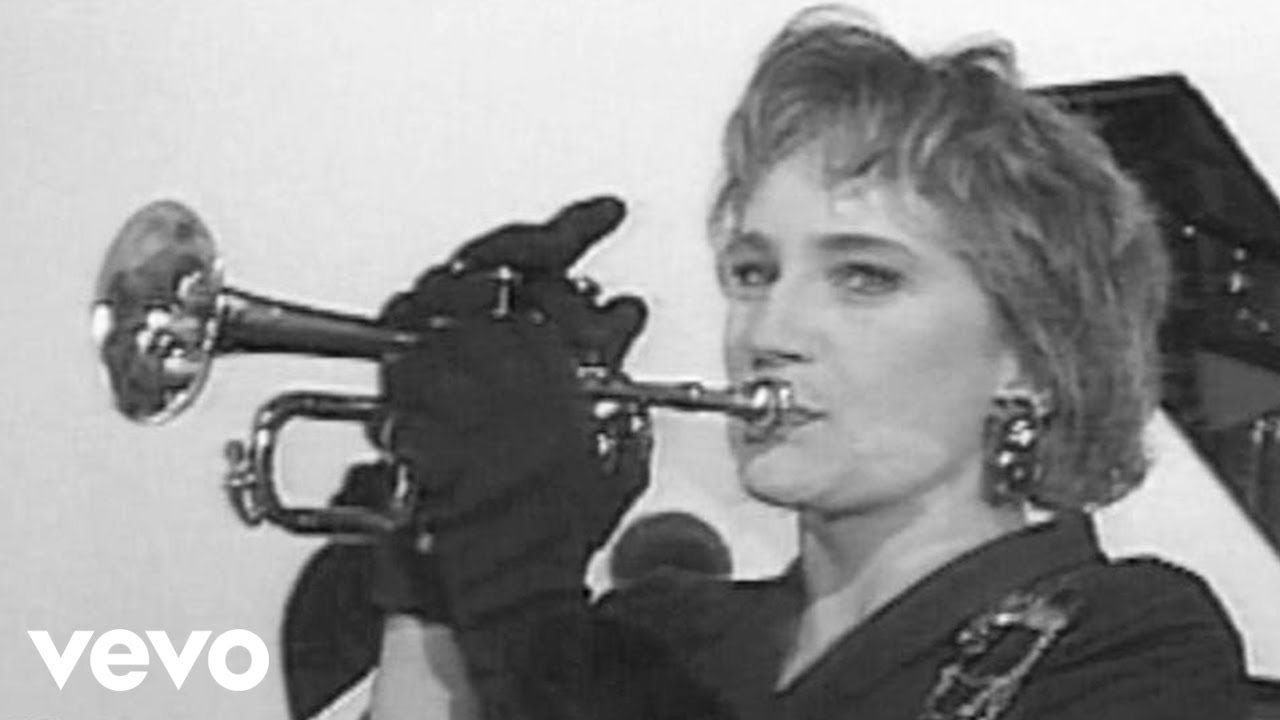 Patricia Kaas - Mademoiselle chante le blues - YouTube Patricia Kaas Mademoiselle Chante Blues