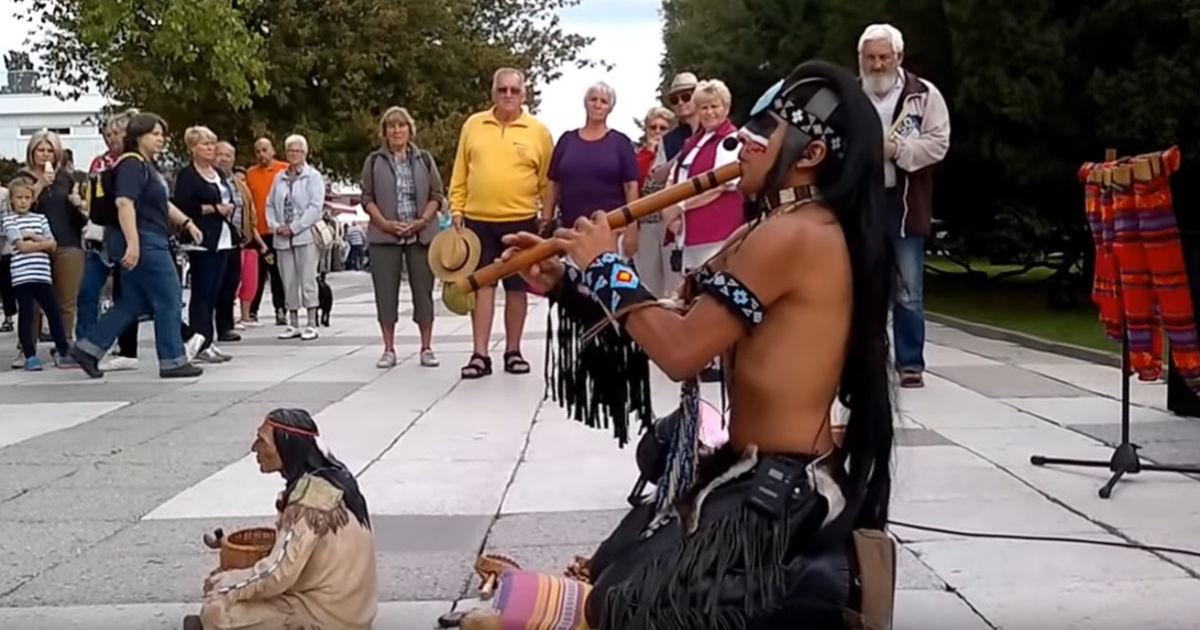 Last Of The Mohicans Street Performer