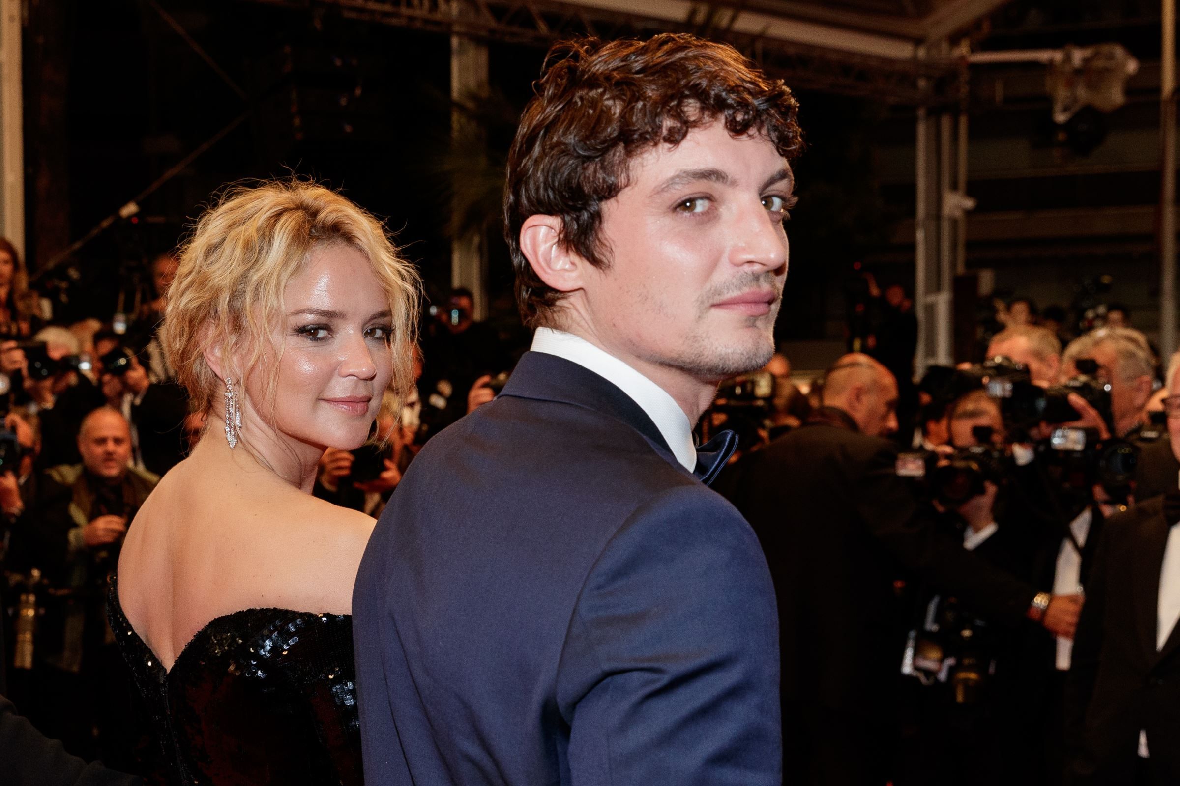 PHOTOS. Cannes 2019 : Virginie Efira et Niels Schneider, un couple Virginie Efira Couple