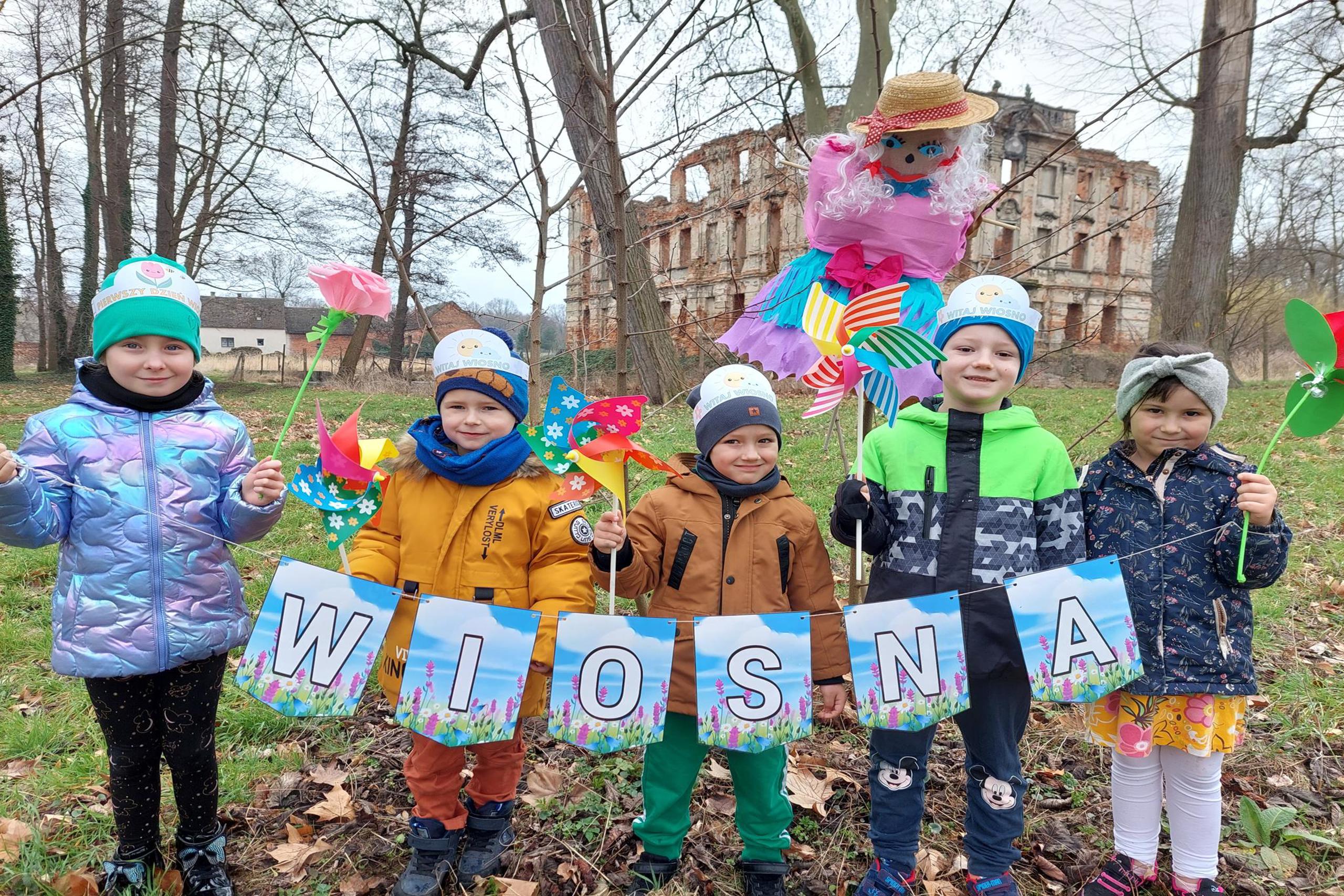 Pierwszy Dzień Wiosny w przedszkolu – Przedszkole Publiczne im. Jana Jak Zrobić Strój Na Pierwszy Dzień Wiosny