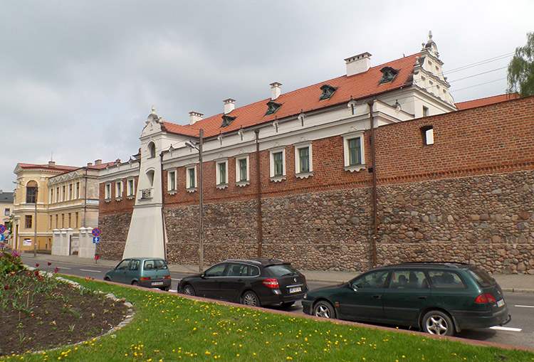 Piotrków Trybunalski ciekawostki i fakty o Piotrkowie Trybunalskim Urząd Miejski W Piotrkowie Trybunalskim
