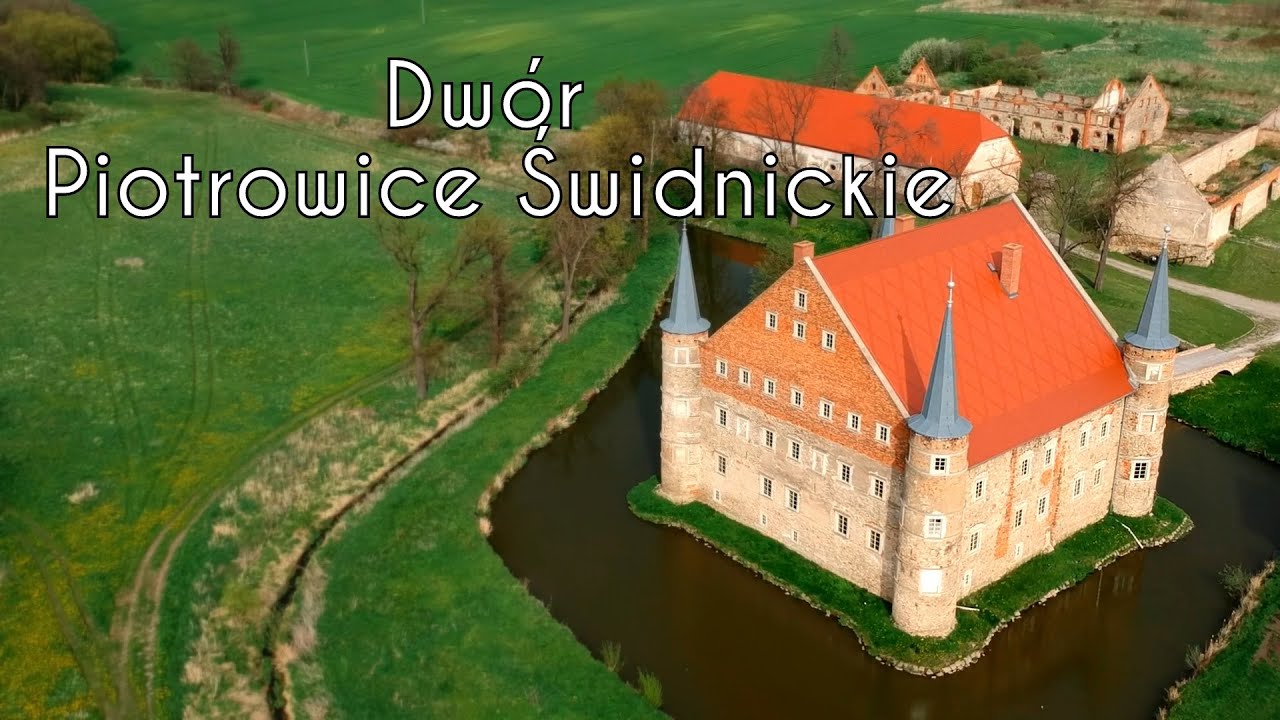 Piotrowice Świdnickie - renesansowy dwór obronny - YouTube Renesansowy Dwór Obronny Kapituły Krakowskiej