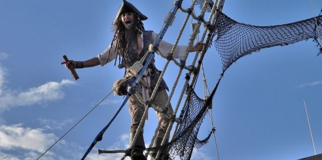 Piraci z Karaibów. Części po kolei & chronologia czytania | Blog Gandalf Ile Jest Czesci Piratow Z Karaibow