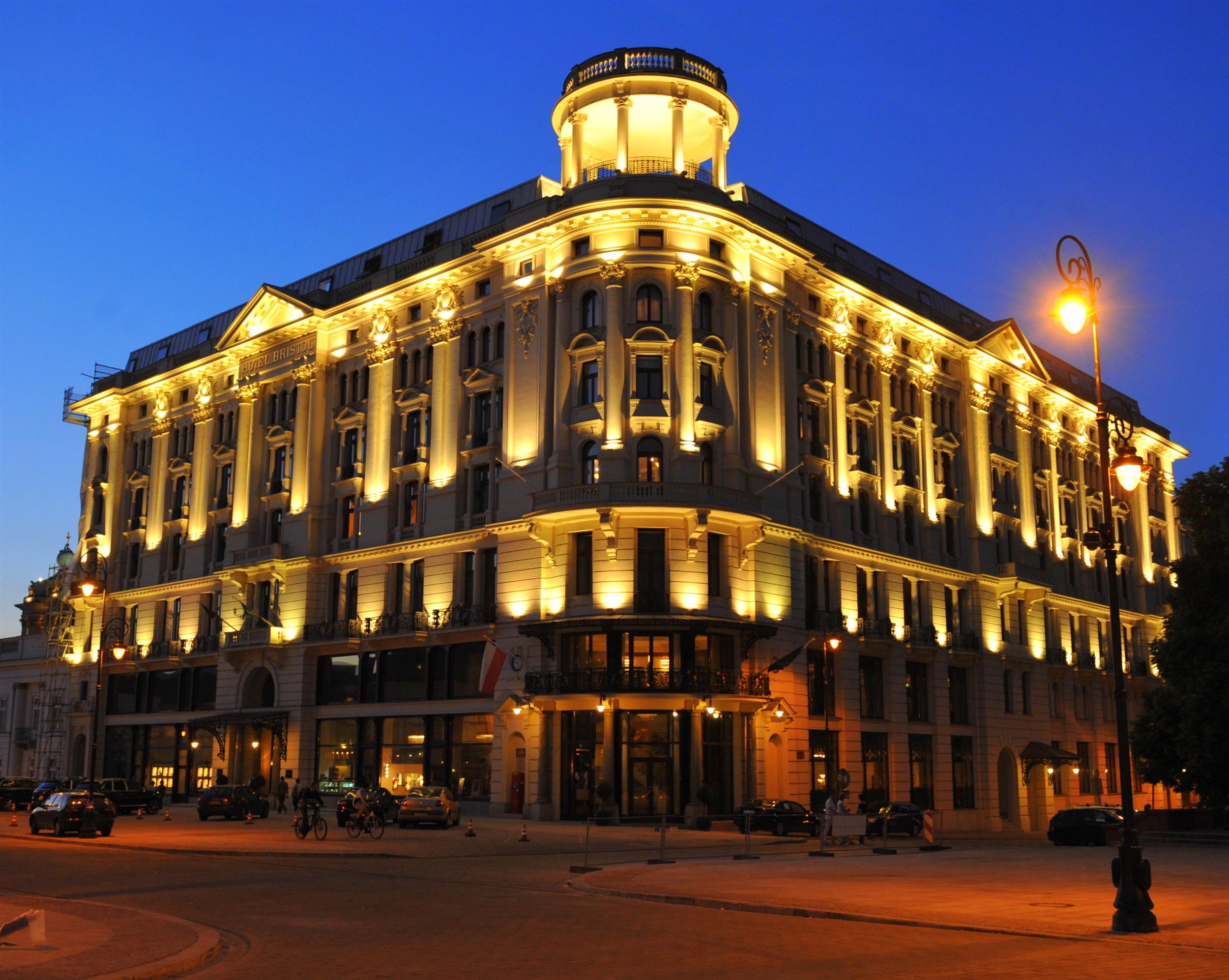 Plik:Hotel Bristol w Warszawie.JPG – Wikipedia, wolna encyklopedia Hotel Pod Kasztanami Warszawa Konwaliowa 4