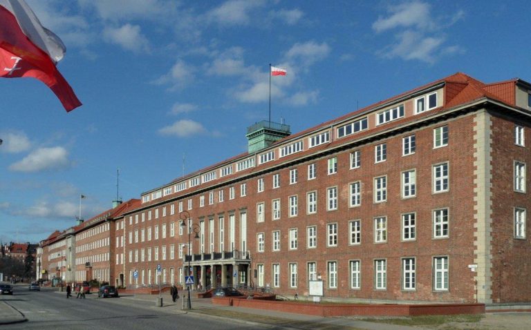 Podział administracyjny Polski | Geografia24.pl Urząd Marszałkowski Opłaty Za Korzystanie Ze środowiska 2019