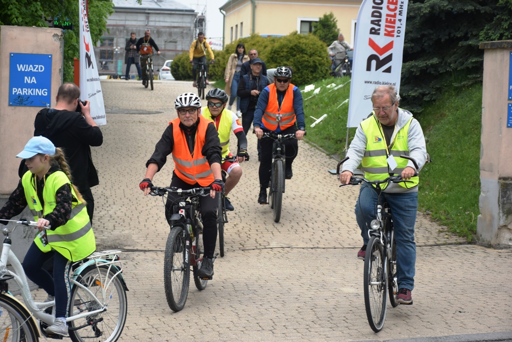 Pojechali na Majówkę Rowerową z biskupem Marianem Florczykiem Jurek I Adam Pojechali Na Wycieczke Rowerowa
