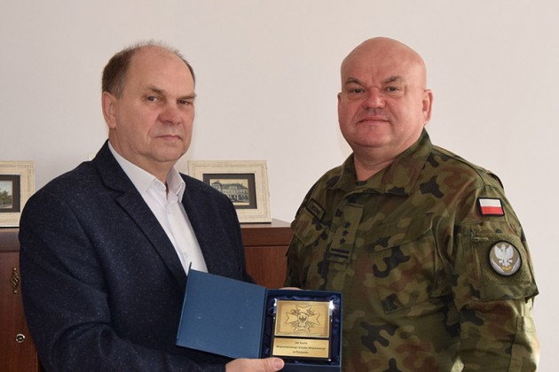 Portal WRC - Starosta uhonorowany przez Wojewódzki Sztab Wojskowy w Wojewódzki Sztab Wojskowy W Poznaniu
