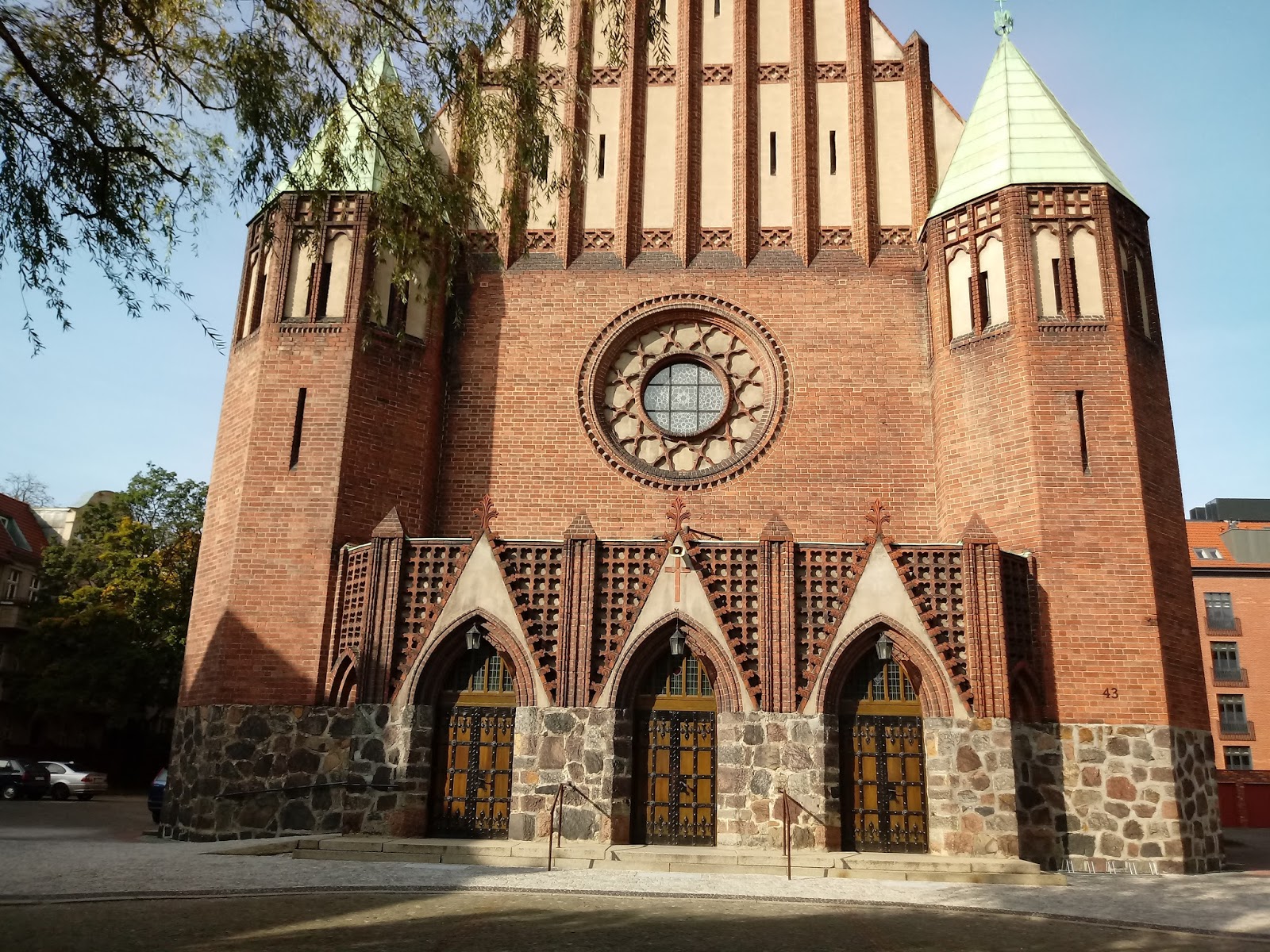 Poznań obiektywnie zapisany: Kościół św. Anny, początkowo ewangelicki Kościół św Mikołaja W Liszkach