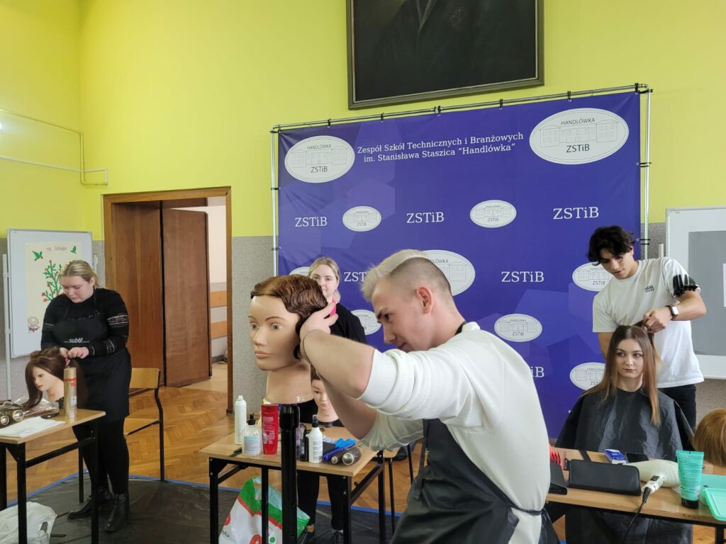 Pytania Na Egzamin Czeladniczy Fryzjer 2018