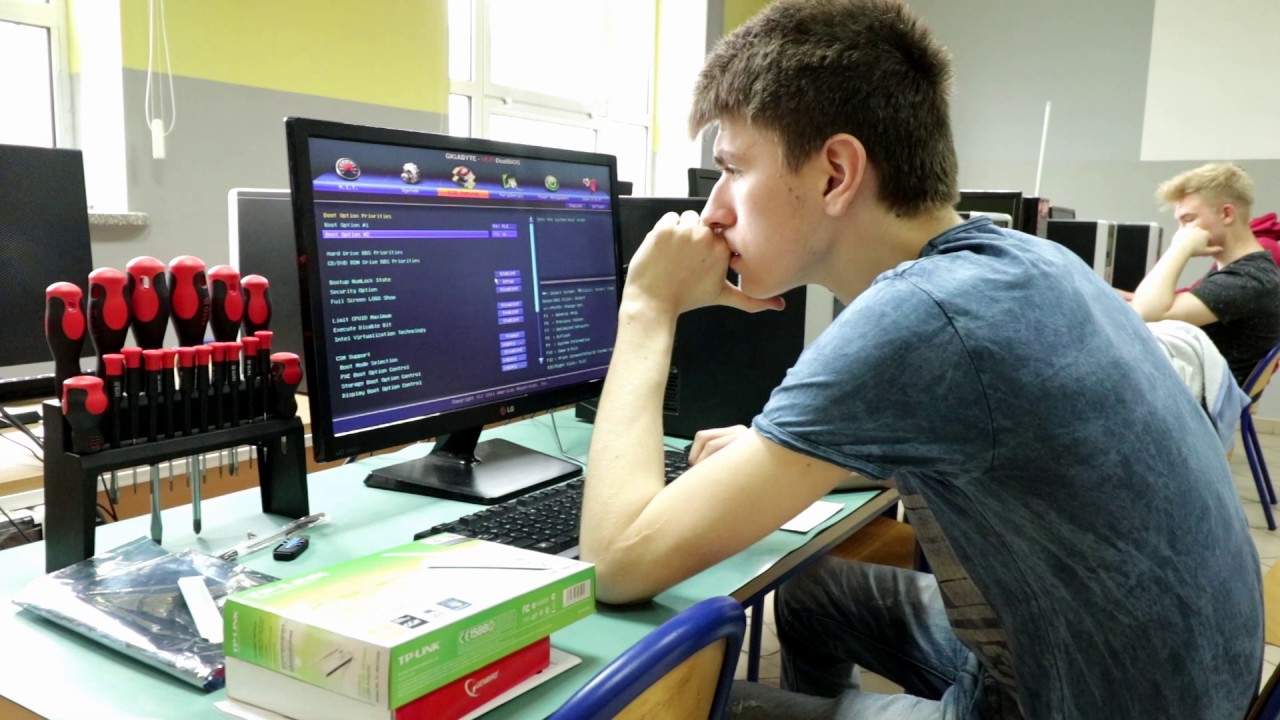 Jak Wygląda Egzamin Zawodowy Technik Informatyk