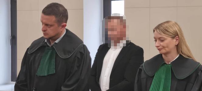 Proces byłych policjantów oskarżonych o branie łapówek. Jest wyrok Dlaczego Aleksander Zarzuca Antenowy Branie Lapowek