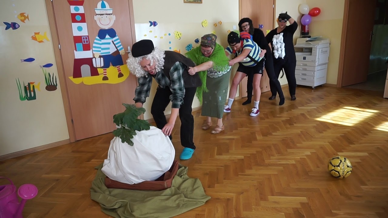 Przedstawienie - rzepka - YouTube Jak Przebrac Dziecko Za Dziadka