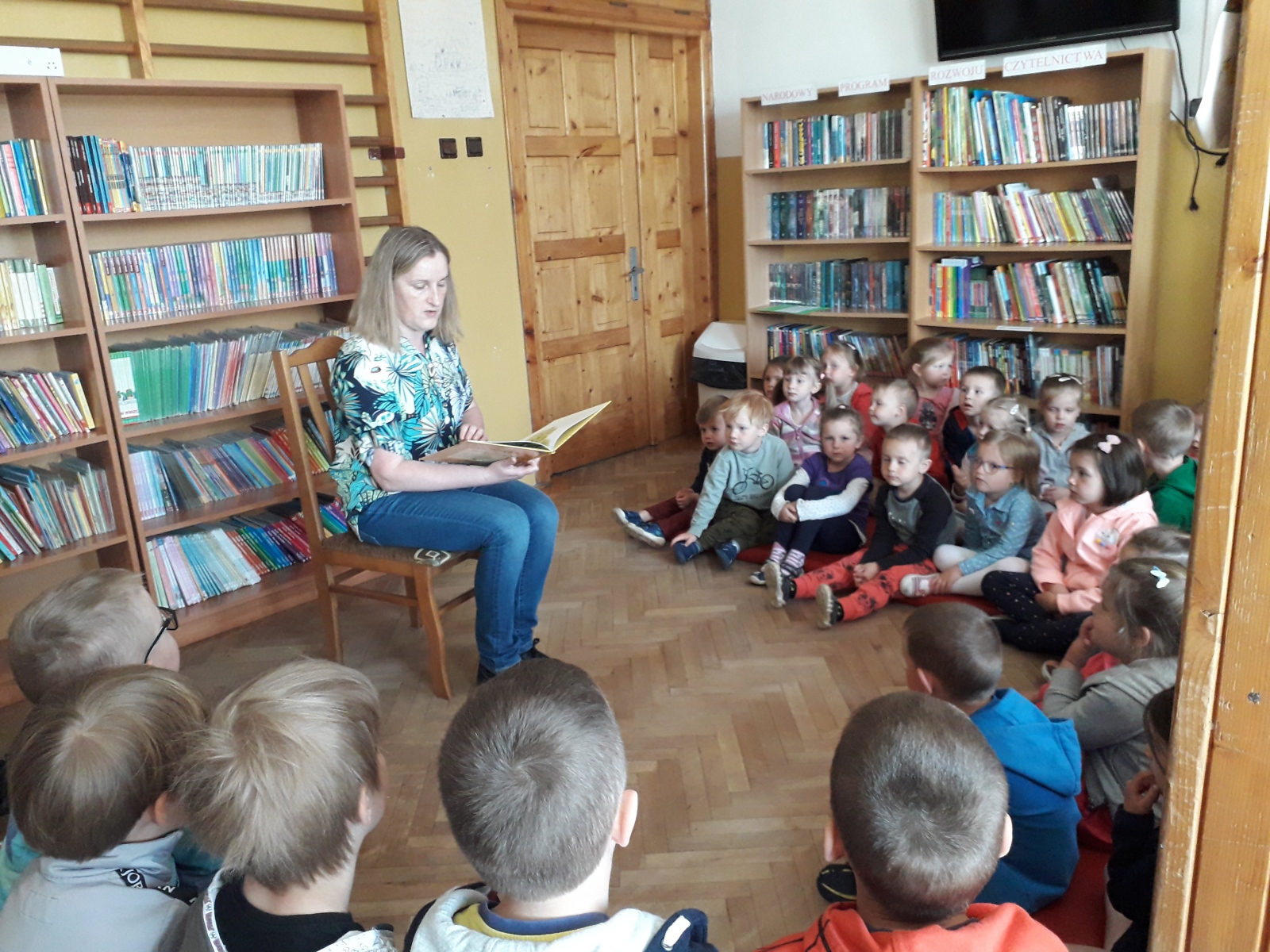 PRZEDSZKOLAKI W BIBLIOTECE SZKOLNEJ – Szkoła Podstawowa w Skomielnej Białej Tematyka Zajęć W Bibliotece Szkolnej