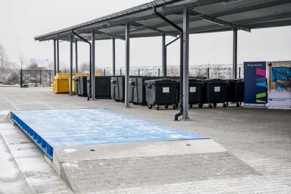 Punkt selektywnej zbiórki – Sozosfera - ochrona środowiska Punkt Selektywnej Zbiórki Odpadów Komunalnych łódź
