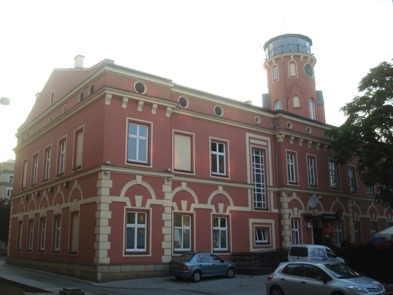 Miasto Powiatowe Między Częstochową A Piotrkowem Trybunalskim