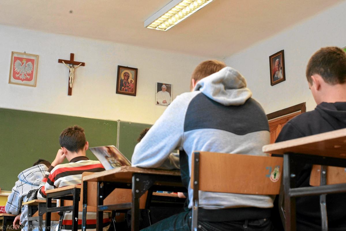 Czy Religia Moze Byc W Srodku Lekcji