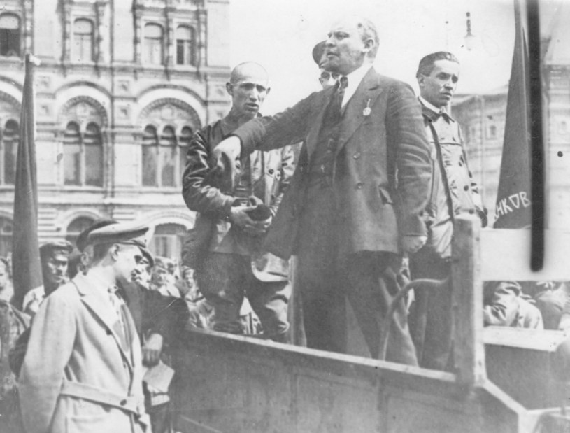 Rewolucja bolszewicka 1917 r. w Rosji a sprawa polskich bolszewików Rewolucja W Rosji 1917 Przyczyny