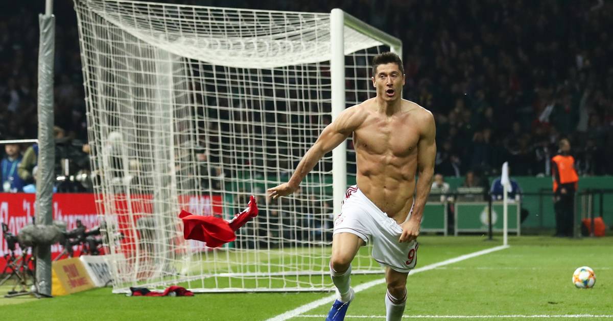 Robert Lewandowski Opis Postaci Po Angielsku