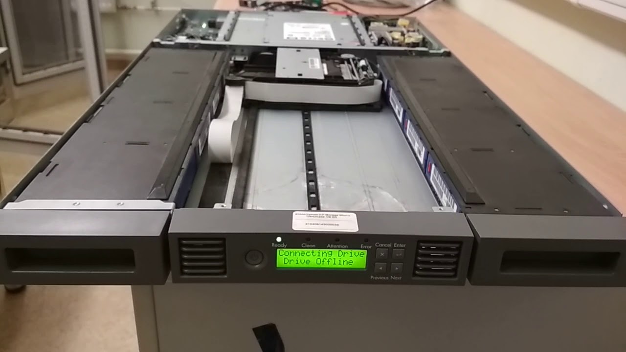 Robotic failure 9b c4 on an old tape autoloader - YouTube Autentyczność I Udawanie W Relacjach Międzyludzkich.