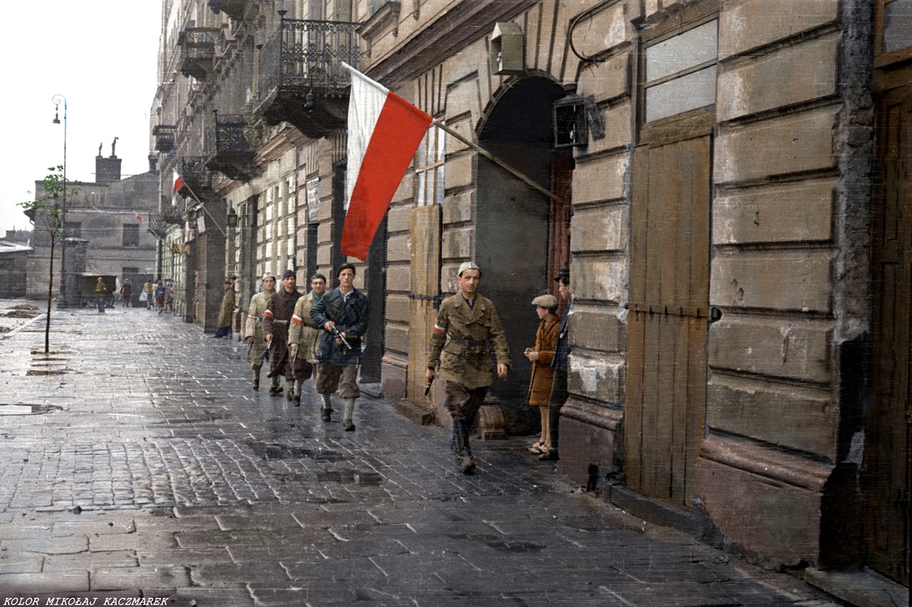 Rocznica Powstania Warszawskiego - Odra-Niemen Chłopak Z Warszawy Powstanie Warszawskie Oczami Szesnastoletniego żołnierza