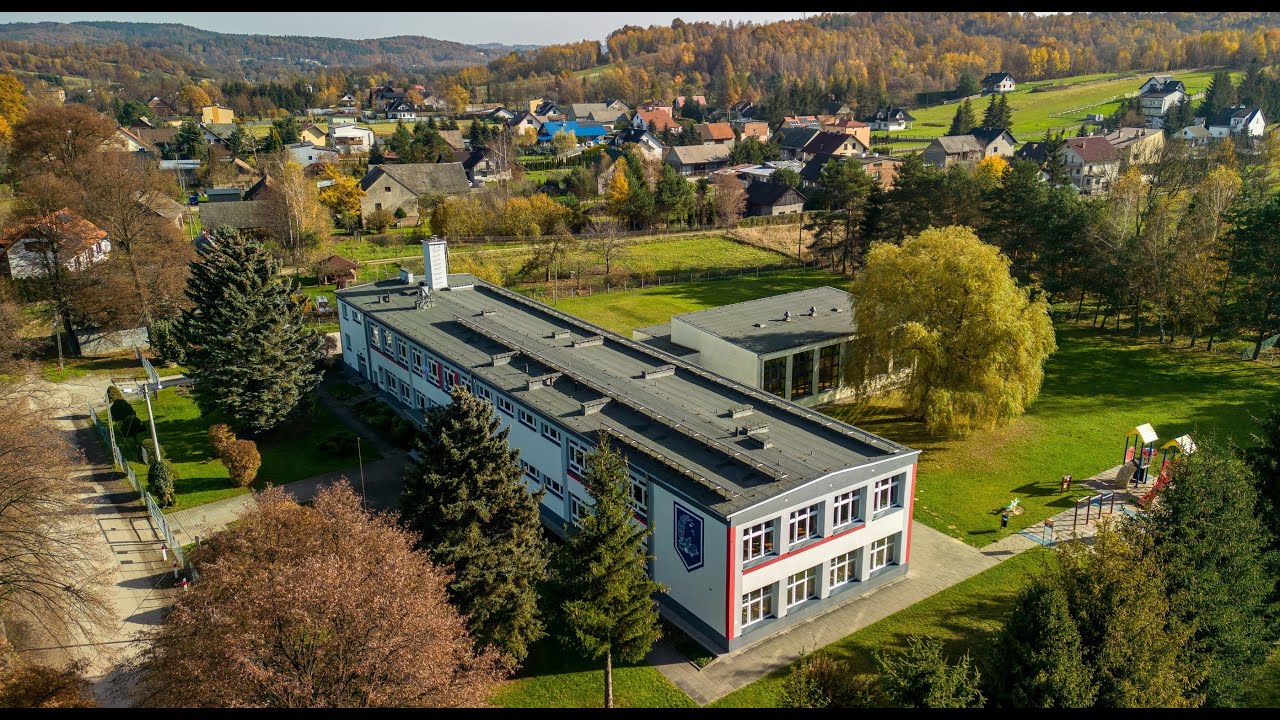 Szkoła Podstawowa W Woli Radziszowskiej