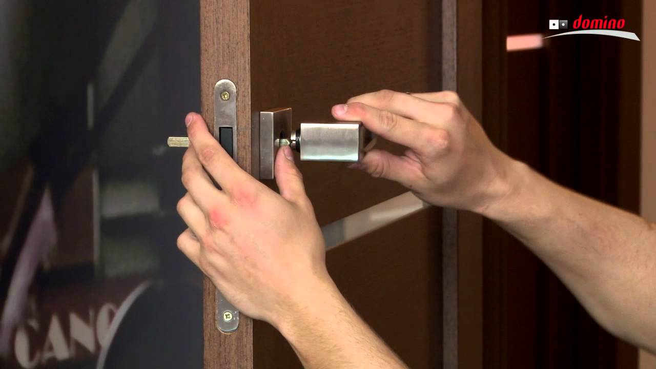 Jak Powiesic Sie Na Klamce
