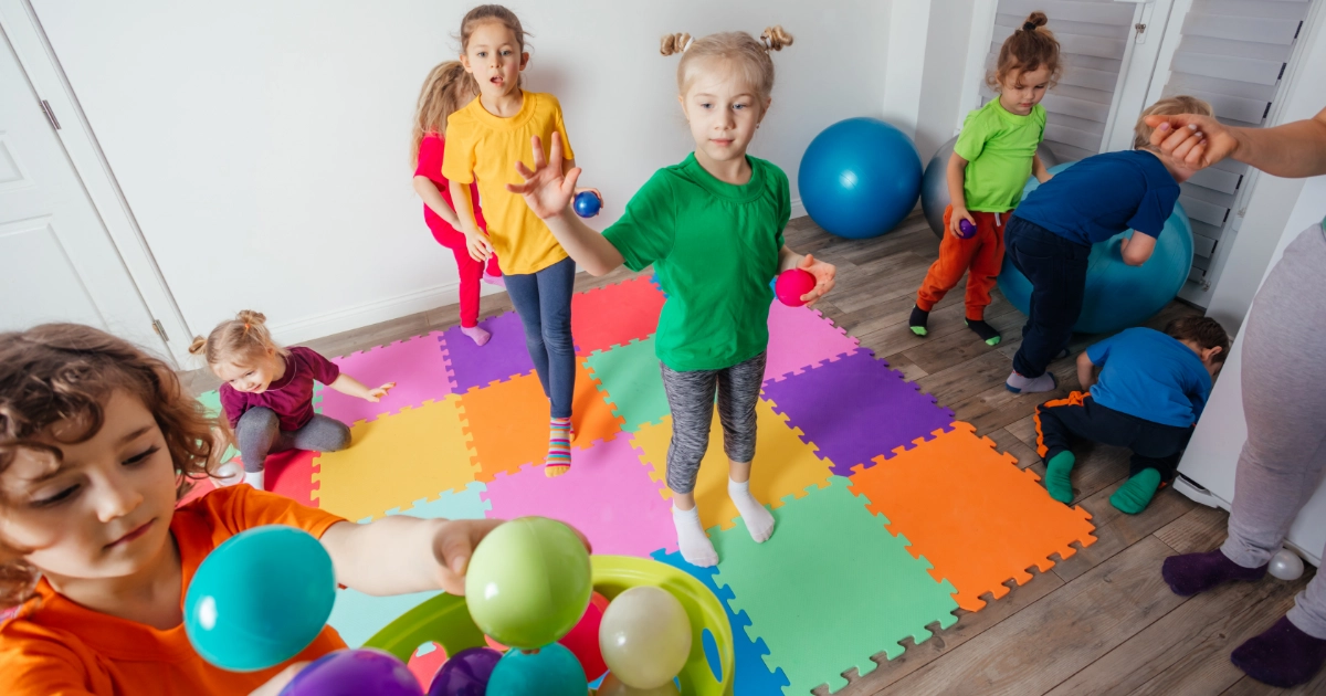 Scenariusz zajęć adaptacyjnych w przedszkolu dla 3 latków - EduZabawy.com Scenariusz Zajęć Adaptacyjnych W Przedszkolu 3 Latki