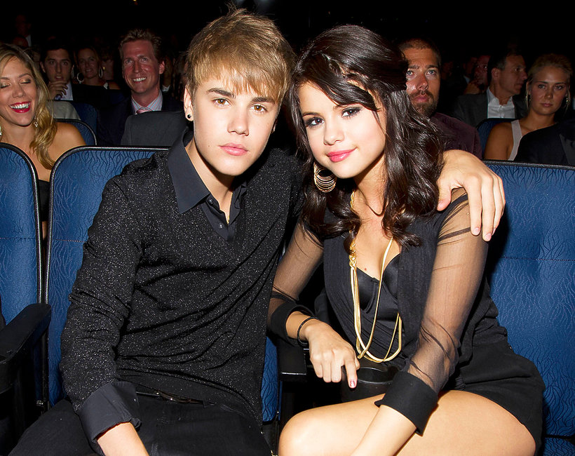 Ile Lat Ma Selena Gomez I Justin Bieber