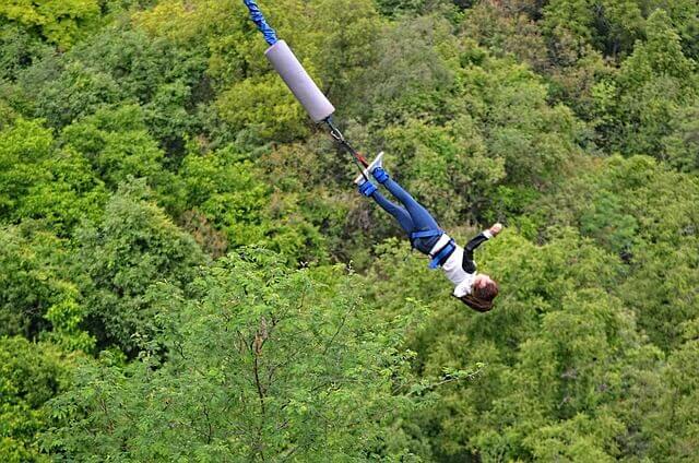 Skok Na Bungee Od Ilu Lat