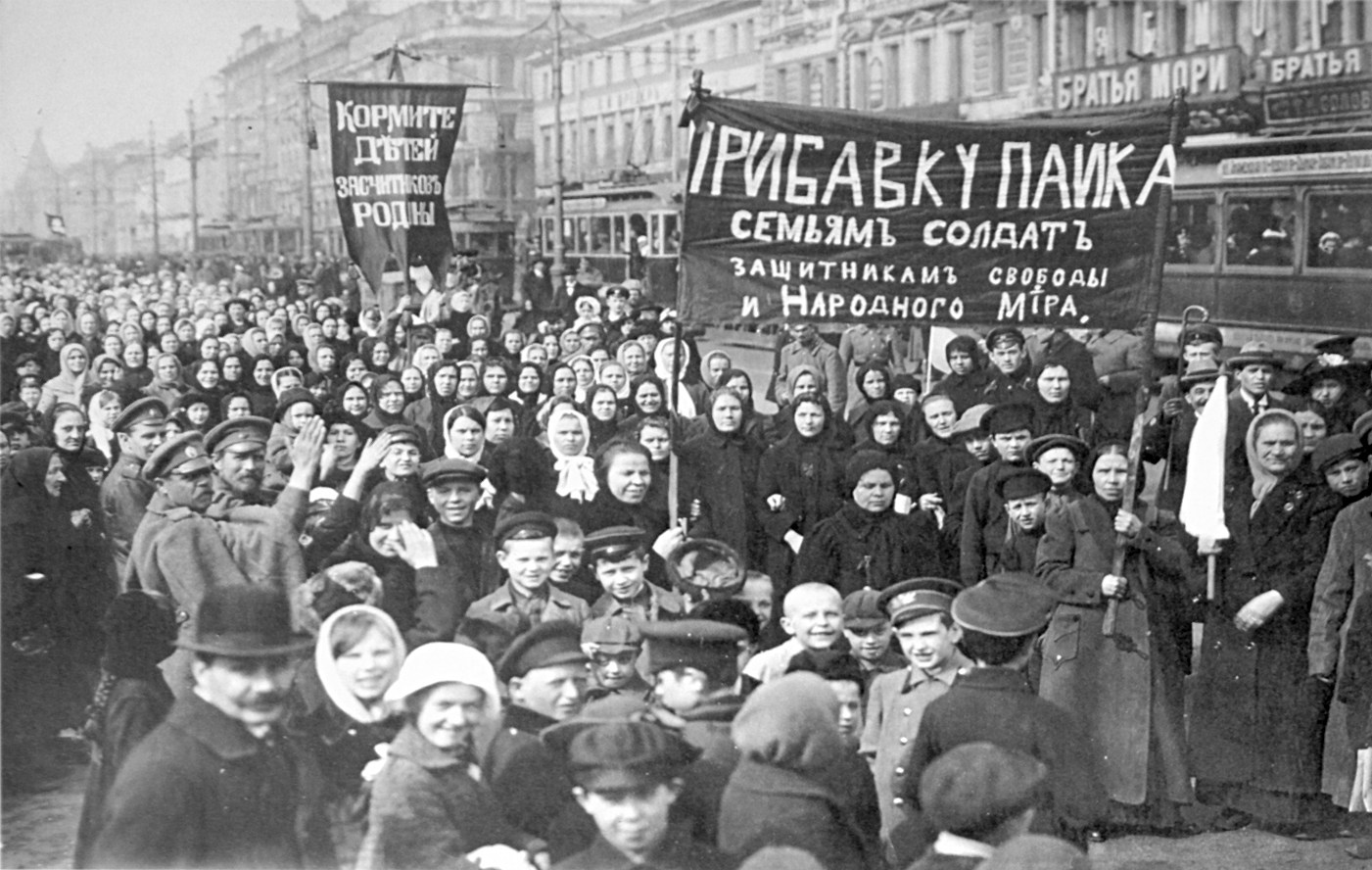 Skutki rewolucji lutowej. Czy w 1917 roku Rosja mogła się stać wolnym i Przyczyny I Skutki Rewolucji Lutowej