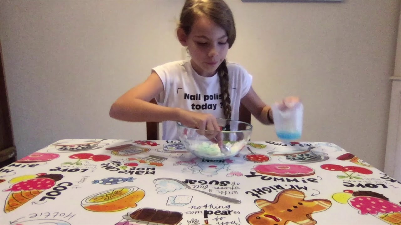 Slijm maken met maizena - Kids Crafts - YouTube Slijm Maken Met Maizena En Lijm