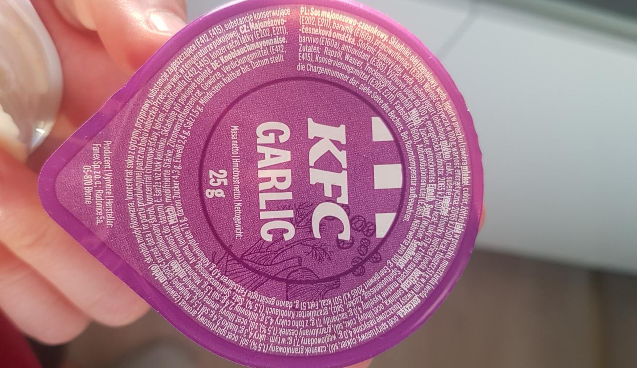 sos czosnkowy KFC - kalorie, kJ i wartości odżywcze | Dine4Fit.pl Ile Kalorii Ma Sos Czosnkowy