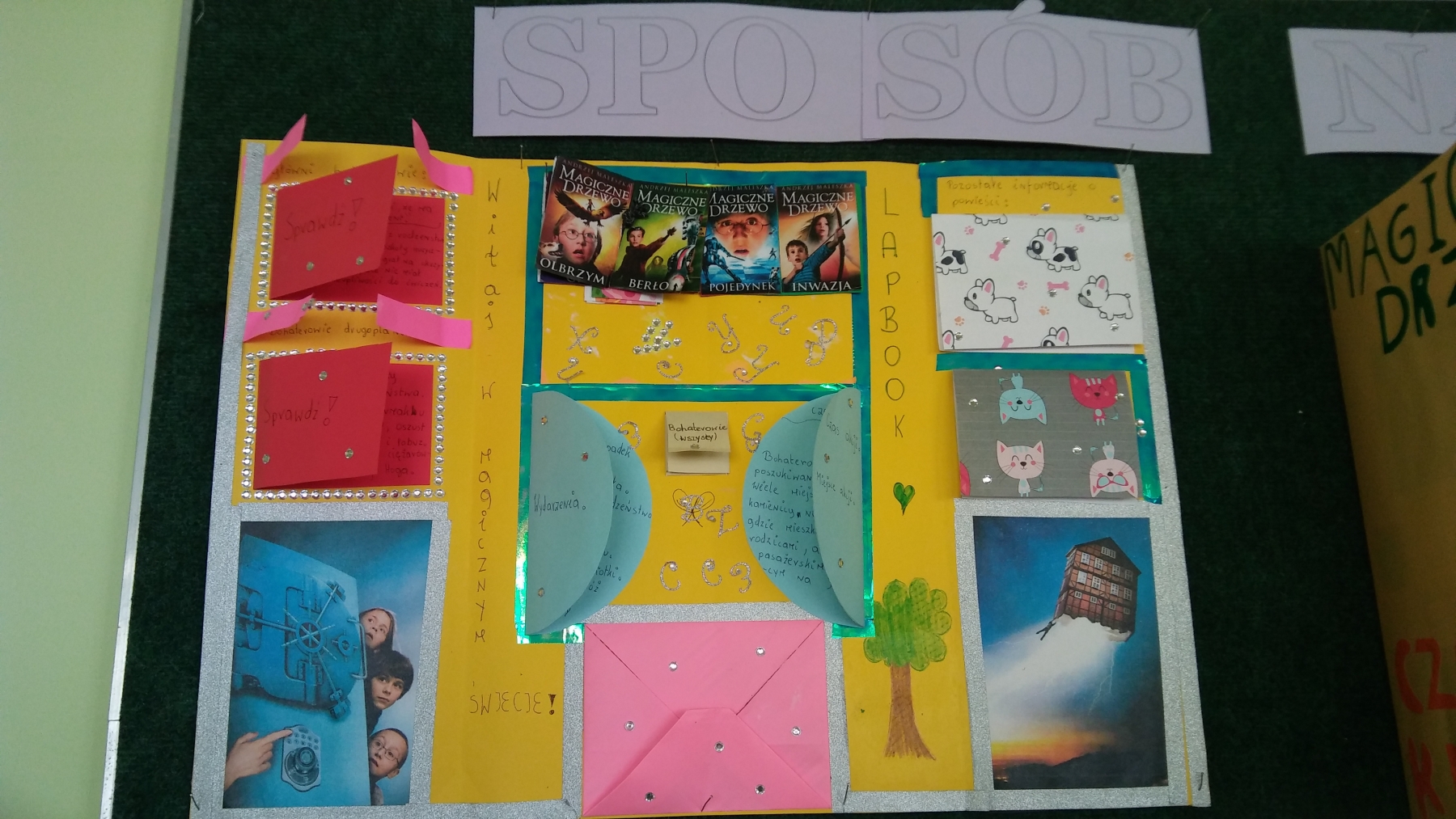 Lapbook Magiczne Drzewo Czerwone Krzesło
