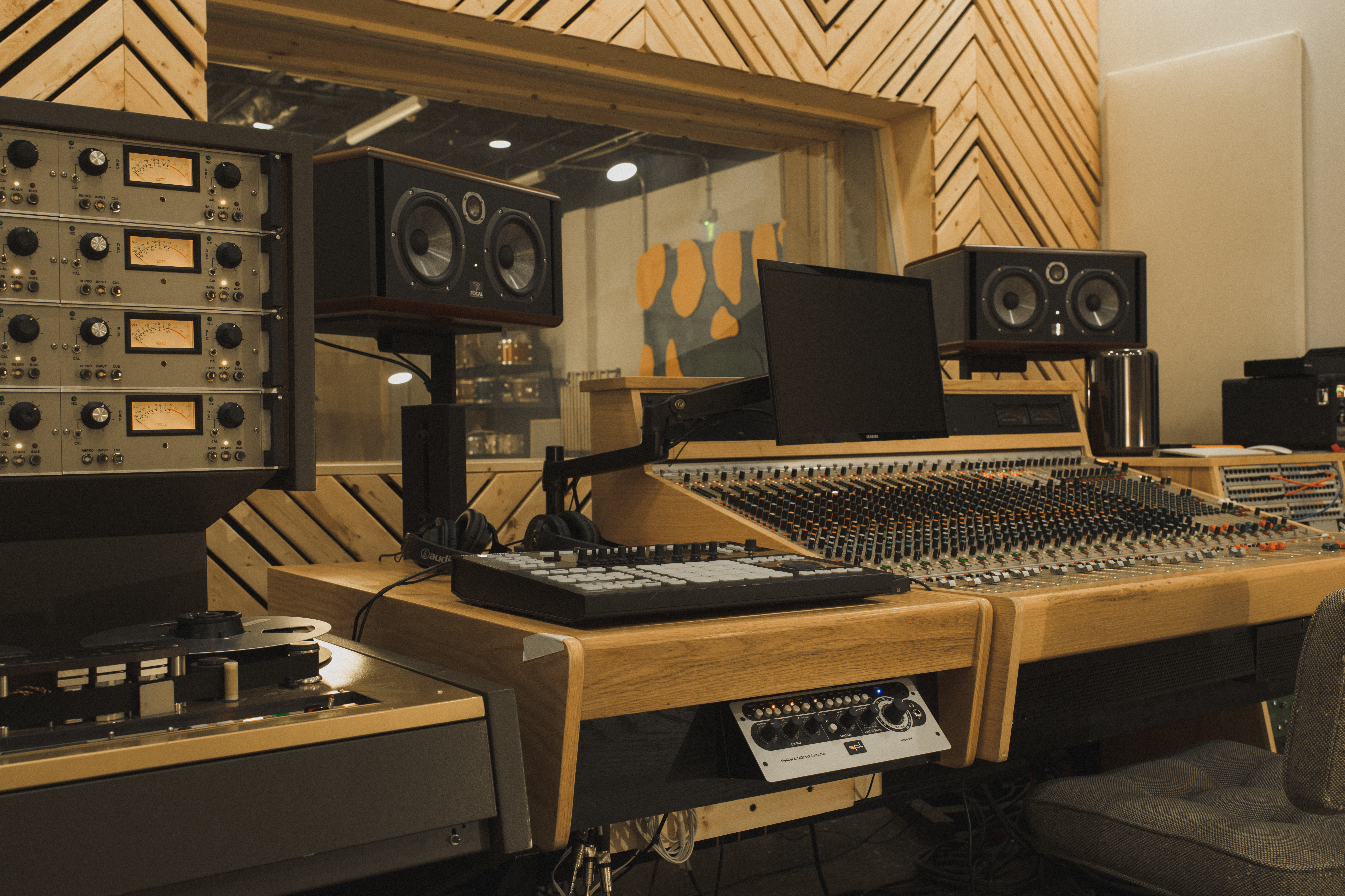 Spacebomb Studios - Recording Studio in Richmond, VA Studio Tatuażu Ostrów Wielkopolski Wiosny Ludów