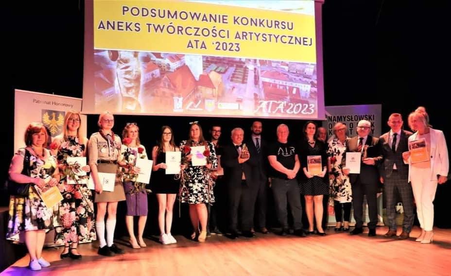 Statuetka za osiągnięcia w Dziedzinie Twórczości Artystycznej Wymien Najwazniejsze Osiagniecia Atenczykow W Dziedzinie Kultury