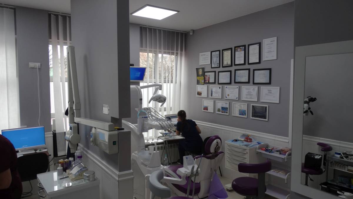 Stomatolog Piotrków Trybunalski Dentysta AgDent - Piotrków Trybunalski Doraźna Pomoc Stomatologiczna Piotrków Trybunalski