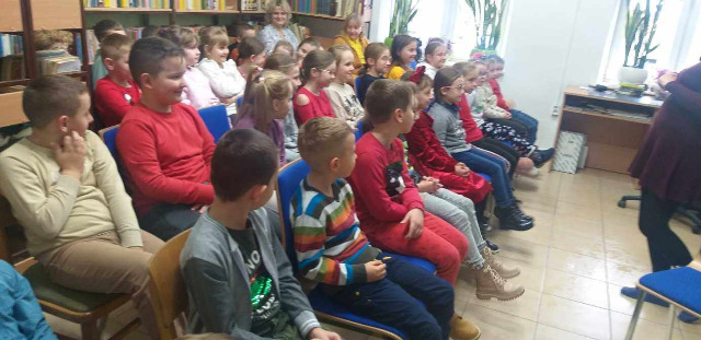 Szkoła Podstawowa im. Jana Pawła II w Piotrowie Szkola Podstawowa W Piotrowie Gmina Blizanw