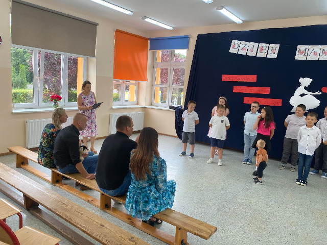 Szkoła Podstawowa im. Orła Białego w Siedlcu Szkola Podstawowa Im Orla Bialego W Siedlcu