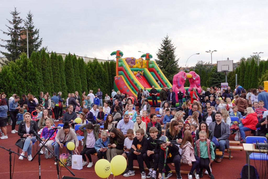 Szkoła podstawowa nr 2 – im. Hugona Kołłątaja w Przeworsku Szkoła Podstawowa Nr 2 W Przeworsku