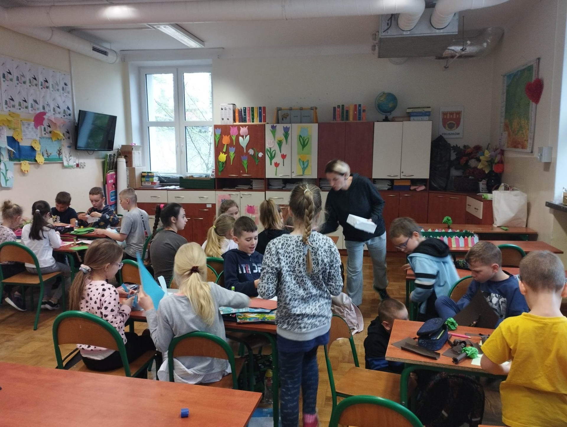 Szkoła Podstawowa nr 8 w Pruszkowie, ul. Obrońców Pokoju 44 Szkoła Podstawowa Nr 2 W Pruszkowie