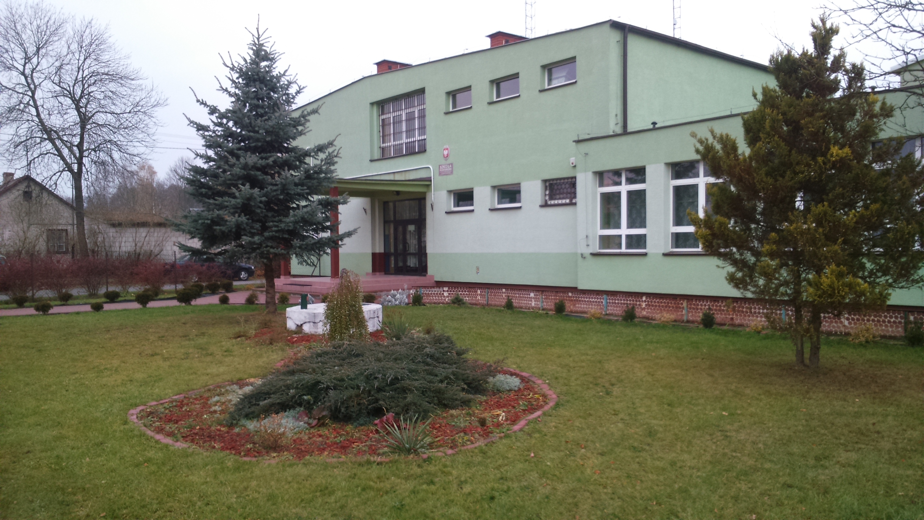 Szkoła Podstawowa W Olszycu Szlacheckim